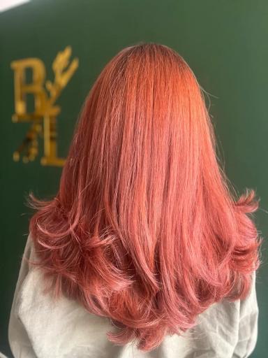 عکس سالن زیبایی بلانژ