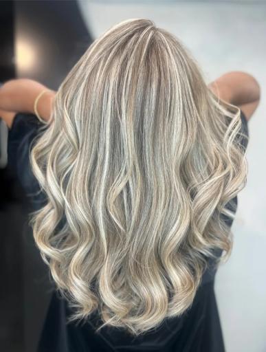 عکس سالن زیبایی بلانژ