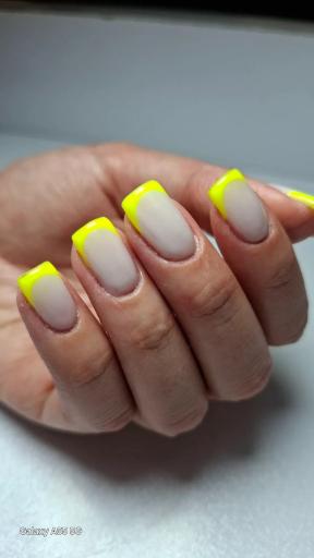 عکس سالن زیبایی بلانژ