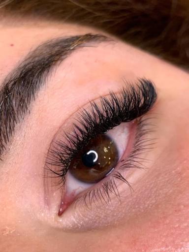 عکس سالن زیبایی بلانژ