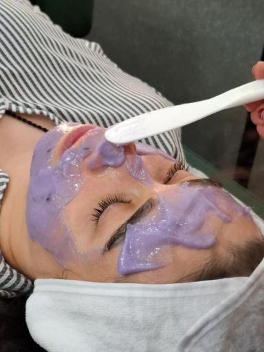 عکس سالن زیبایی بلانژ