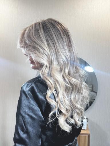 عکس سالن زیبایی بلانژ