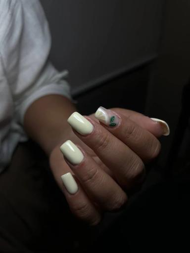 عکس سالن زیبایی بلانژ