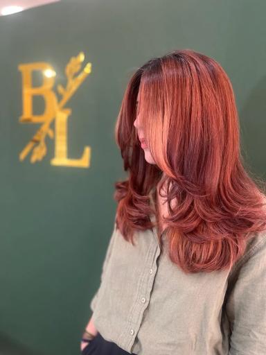 عکس سالن زیبایی بلانژ