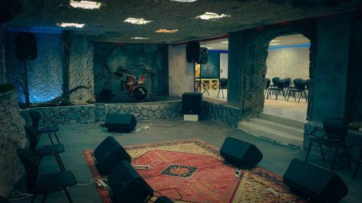 عکس موسسه آوای هیچ