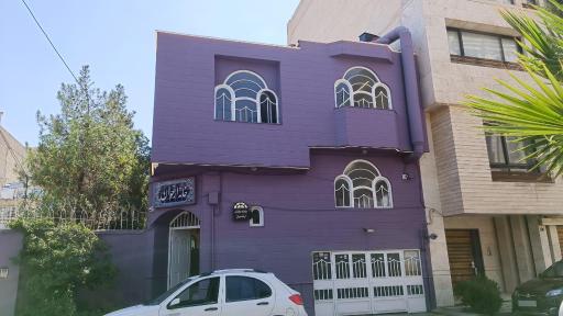 عکس کافه کتاب ارغوان