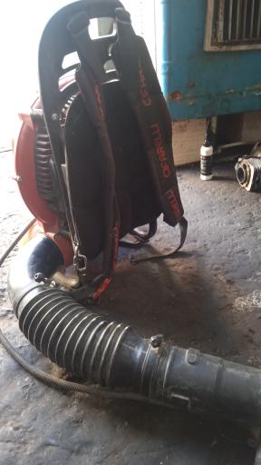 عکس تعمیرگاه موتور سیکلت پرویز