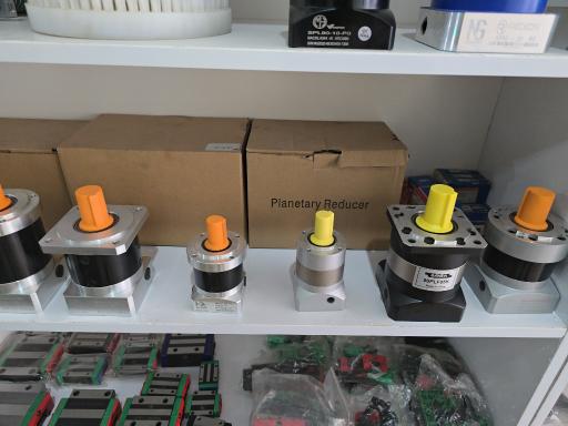 عکس آریوس سی ان سی