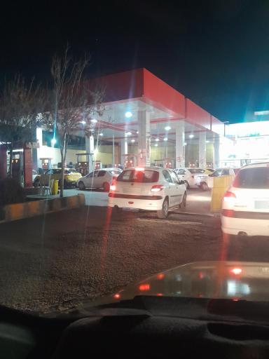 پمپ بنزین محلاتی جایگاه شرکتی 196