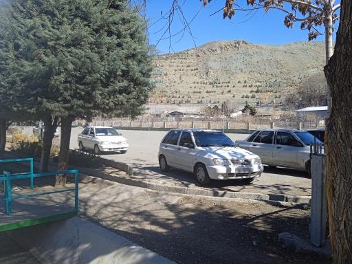 عکس پارکینگ پارک چمران