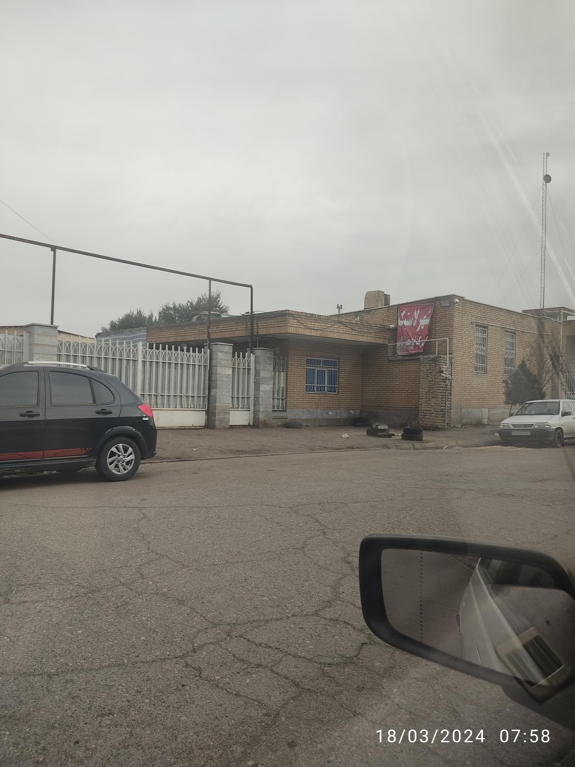 عکس لاستیک دولتی خودرو های سبک شهر لاستیک