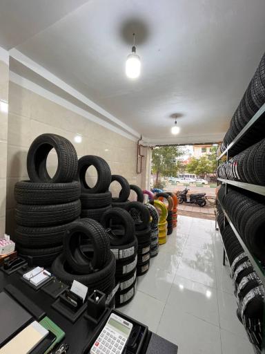 عکس فروشگاه لاستیک رشت تایر