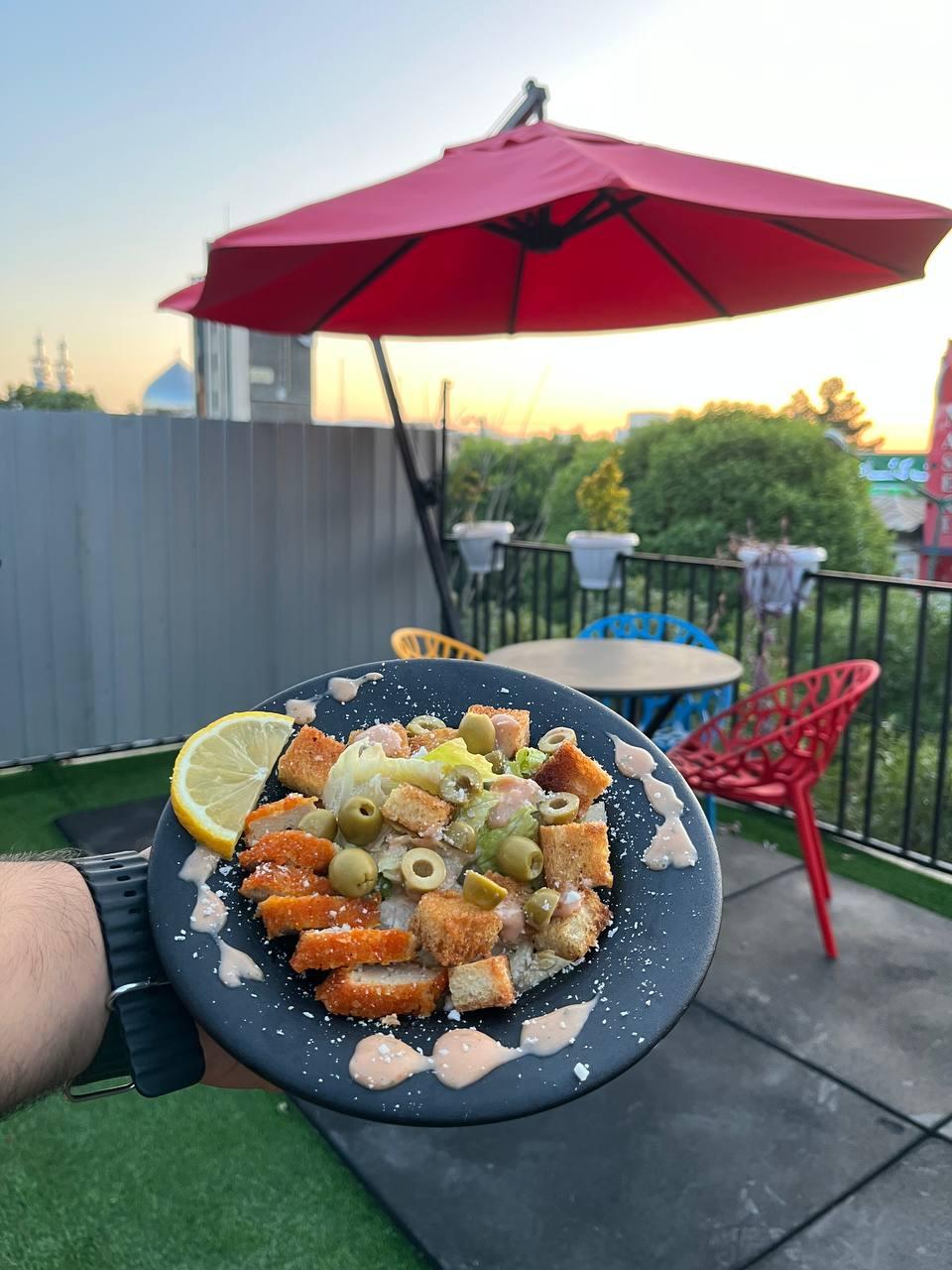 عکس کافه وست