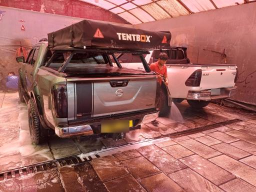 عکس کارواش هودین و هورام