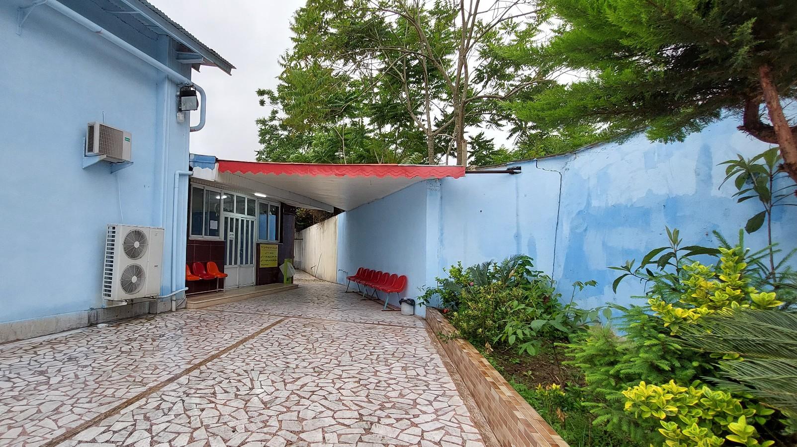 عکس استخر شنا شهید دانا