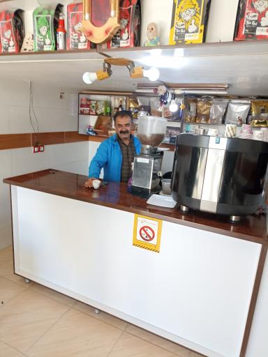 عکس کافه قهوه سبیل