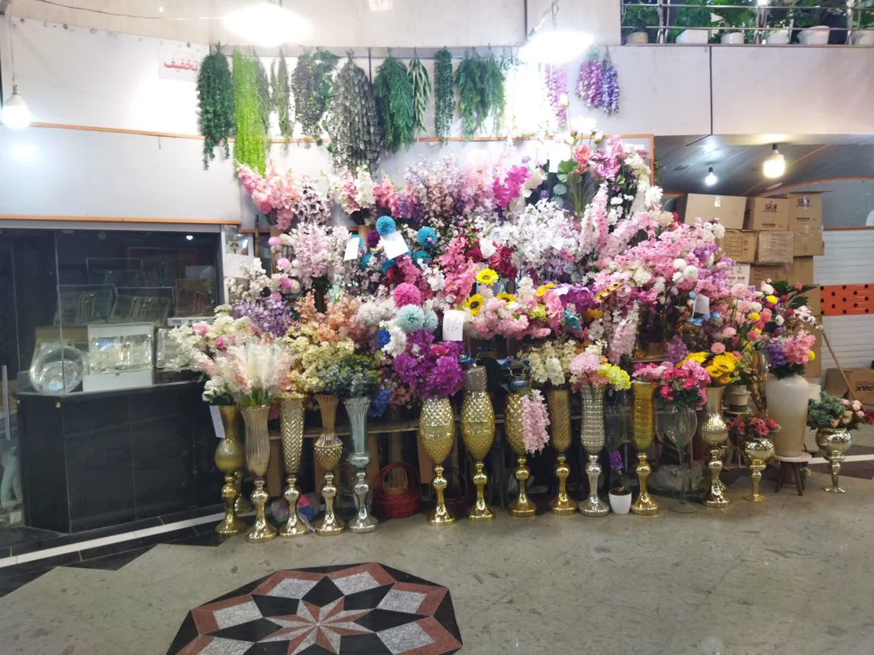 عکس گل مصنوعی عمرانی 