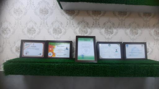 عکس مرکز ماساژ لاوین