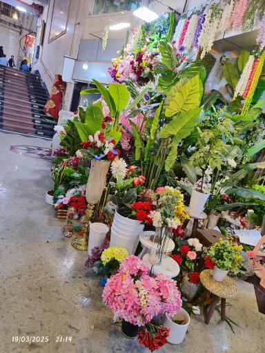 عکس گل مصنوعی عمرانی 