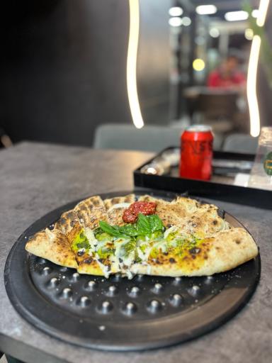 عکس پیتزا اورو
