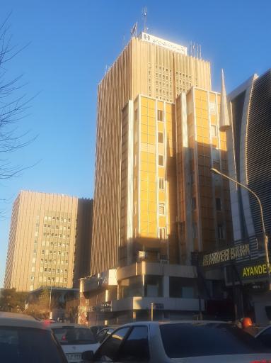 عکس ساختمان مرکزی (برج سپهر) بانک صادرات