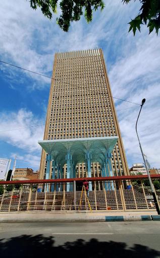 عکس ساختمان مرکزی (برج سپهر) بانک صادرات