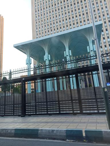 عکس ساختمان مرکزی (برج سپهر) بانک صادرات