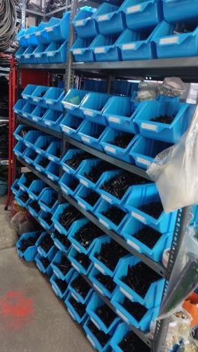 عکس فروشگاه بلبرینگ تسمه پیچ و مهره خسروی