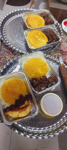 عکس غذا خوری عمو جهان 