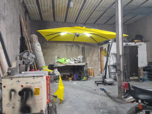 عکس تولیدی چتر و سایبان رویال