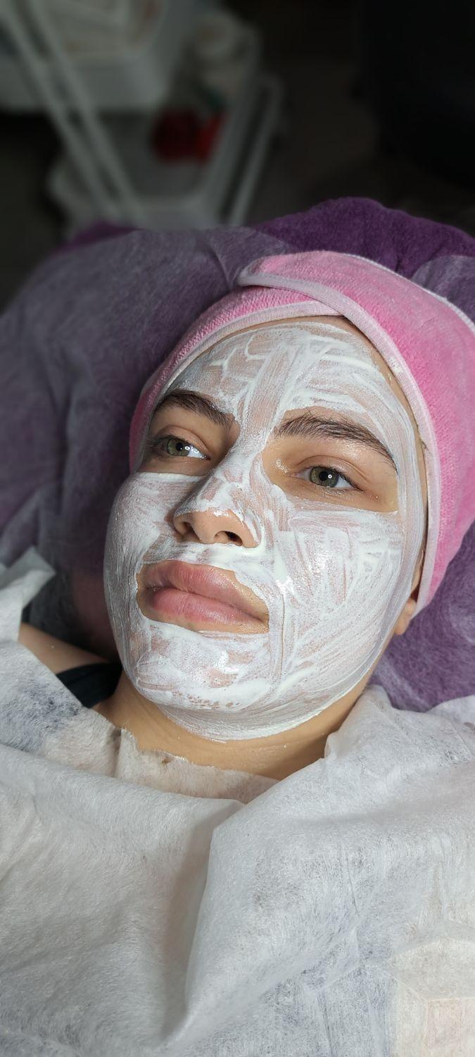 عکس مرکز تخصصی مراقبتهای پوستی لونا