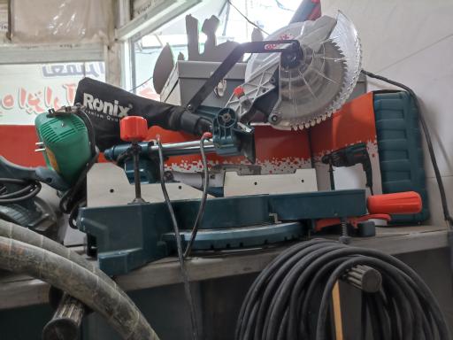 عکس تعمیرات و اجاره ابزار غلامی