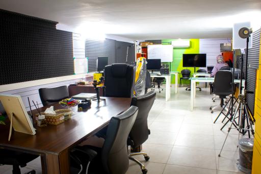 عکس آکادمی تصویربرداری هیوا