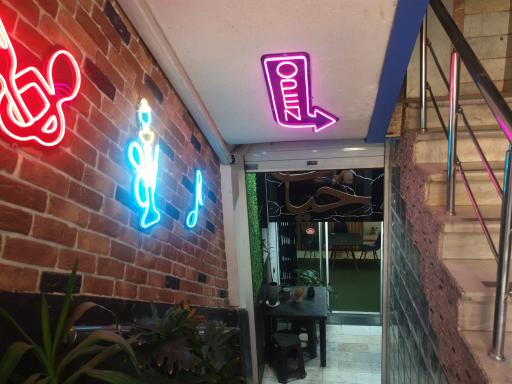 عکس دیزی سنگی حیات