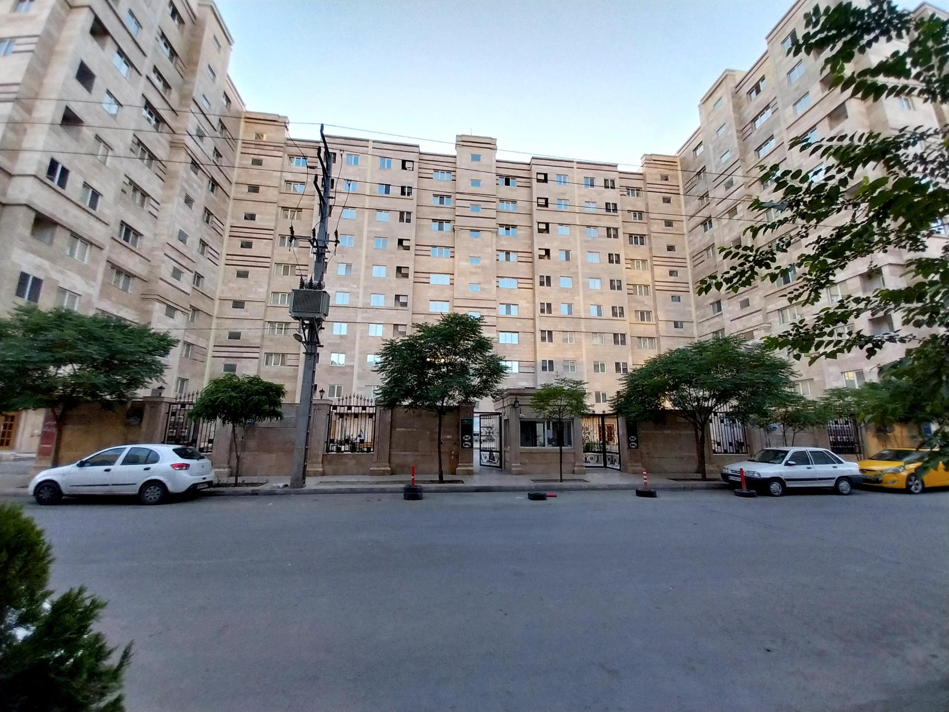 عکس برج های مسکونی لادن