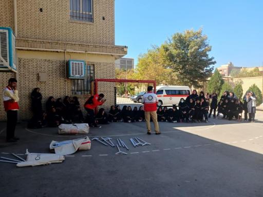 مدرسه دخترانه حسین باقری