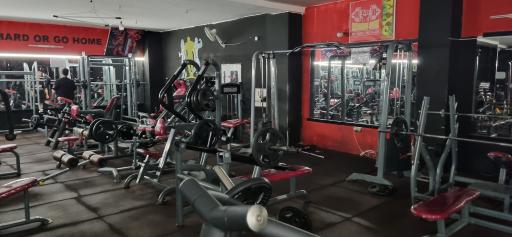 باشگاه‌ بدنسازی کلاسیک 