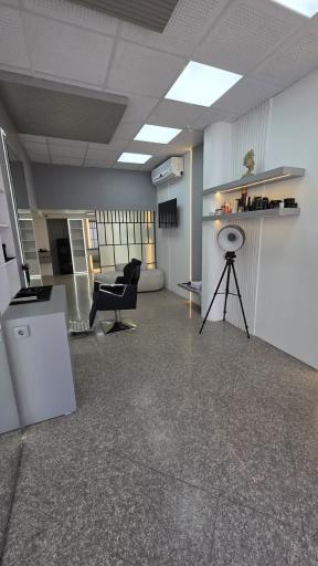 عکس آرایشگاه امیر فیروزخانی