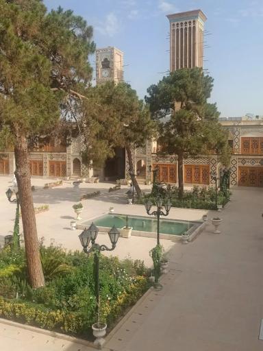 عکس کاروانسرای وکیل