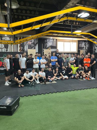 عکس مجموعه ورزشی پرشان