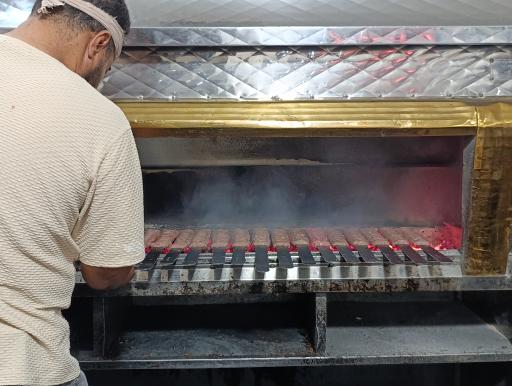 عکس کباب ساطوری عمو حبیب