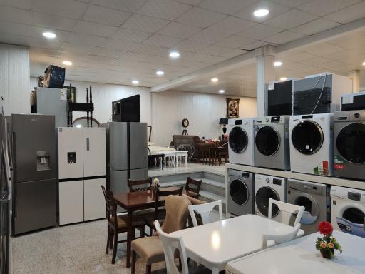 عکس فروشگاه مبل و لوازم منزل دانا