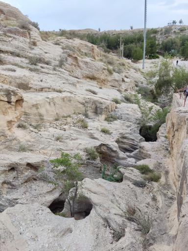 عکس آبگیر دره‌ لیر سیراف