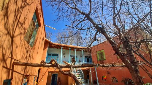 عکس بوم گردی سرای مادری