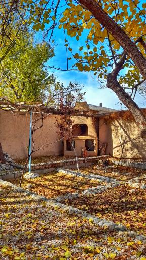 عکس بوم گردی سرای مادری