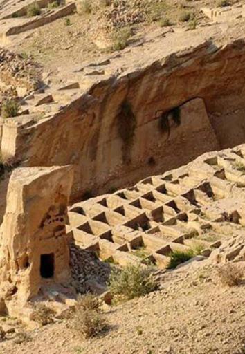 عکس آبگیر دره‌ لیر سیراف