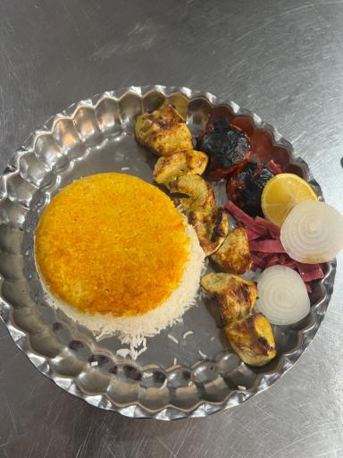 عکس رستوران آبشار