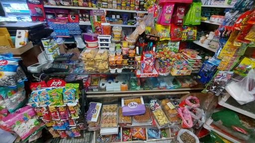 عکس سوپر مارکت مانی