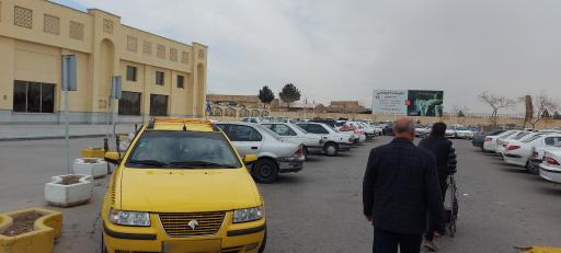 عکس محوطه پارکینگ فرودگاه