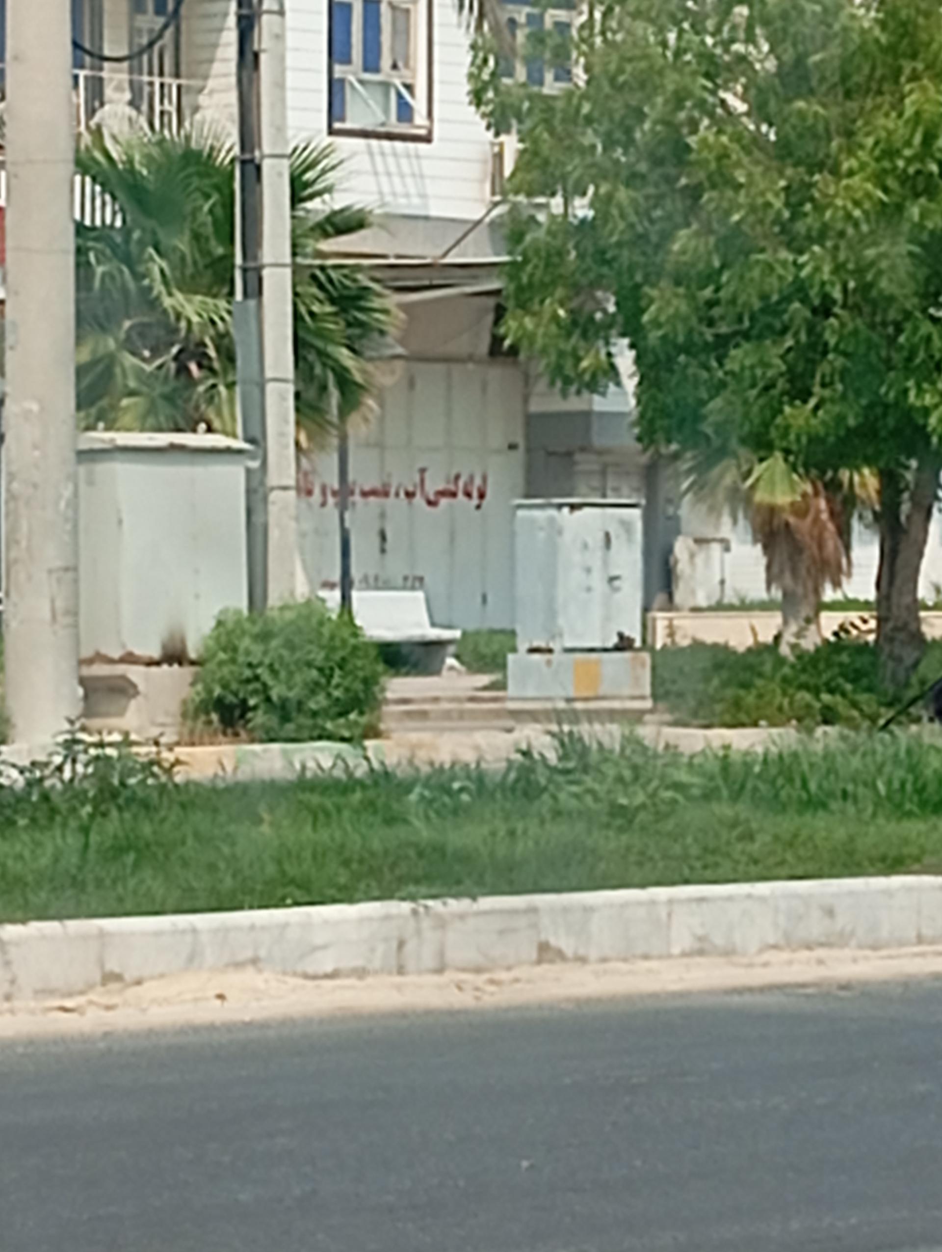 عکس لوله کشی آب نصب پمپ و تانک